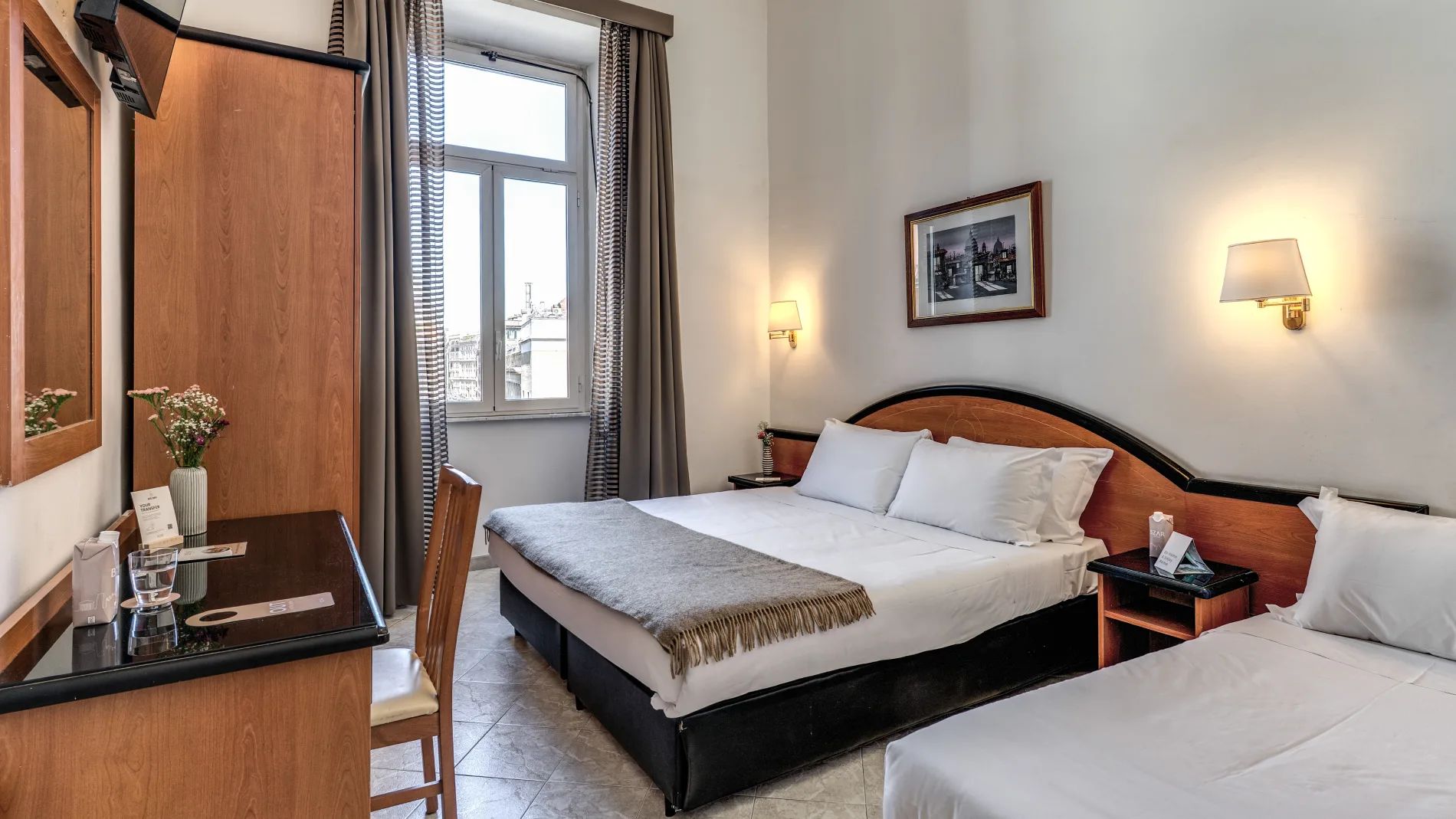 Bright triple room with double and single bed in central Rome near the Opera House - Hotel Sonya, BZAR hotels in Rome